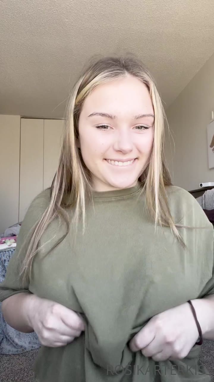 bonkers rosikarterkiss only on NudeLeaks.tv