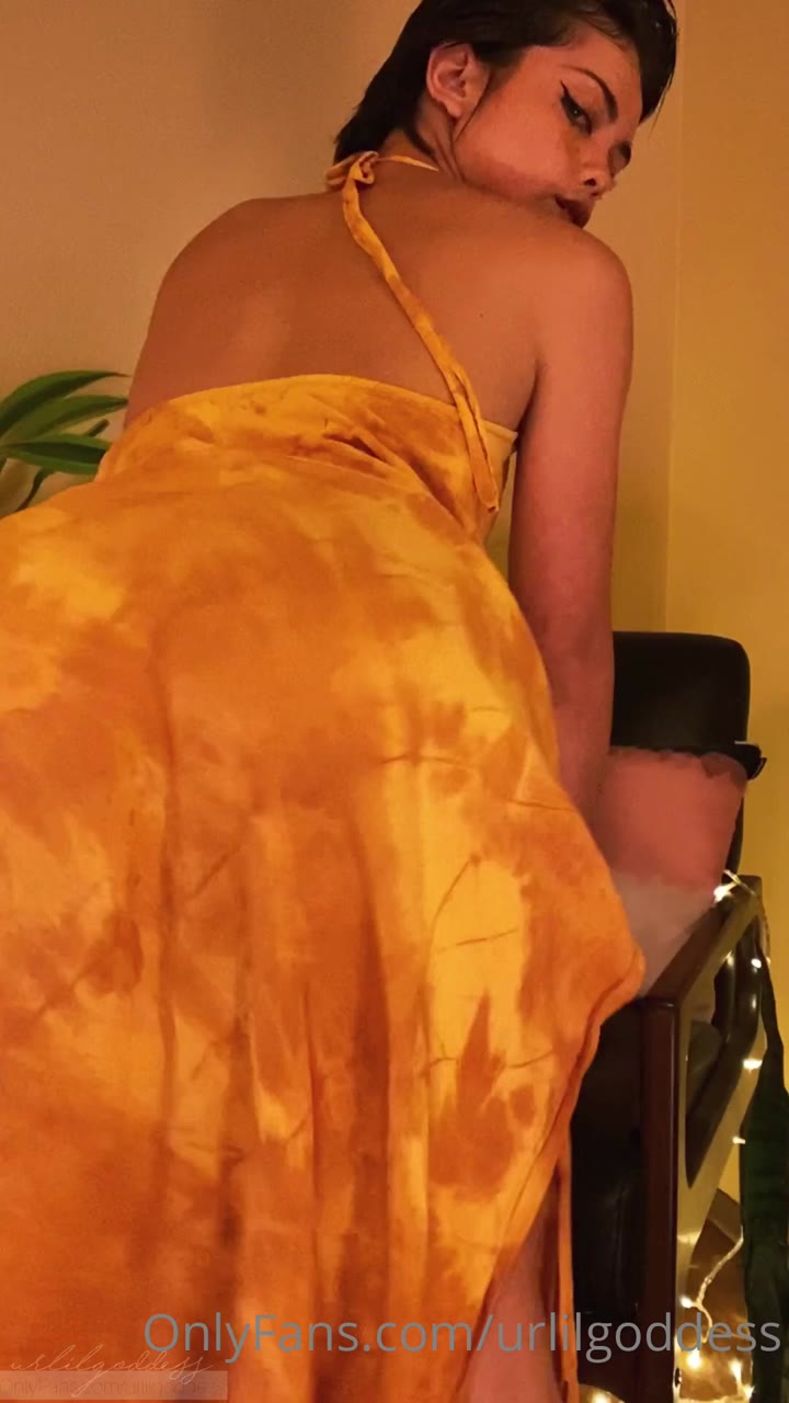 28 year-old drunkerd drills ape at pee party in urlilgoddess dildo.