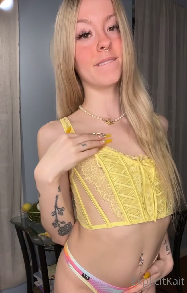 hard cock-teaser maneater explicitkait twitter cosplay