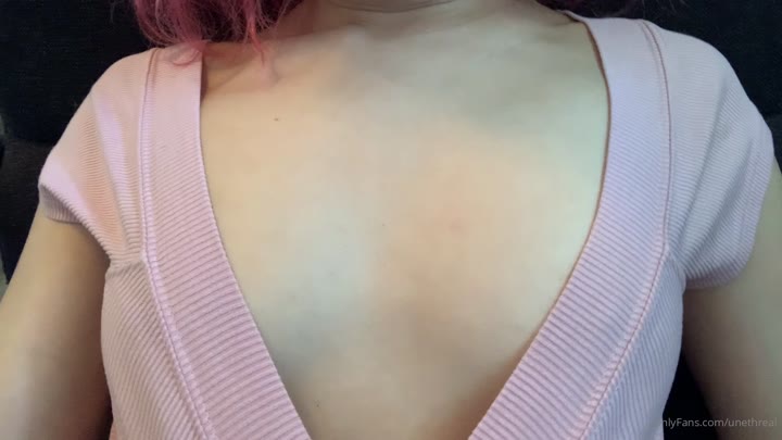 Unethreal tits