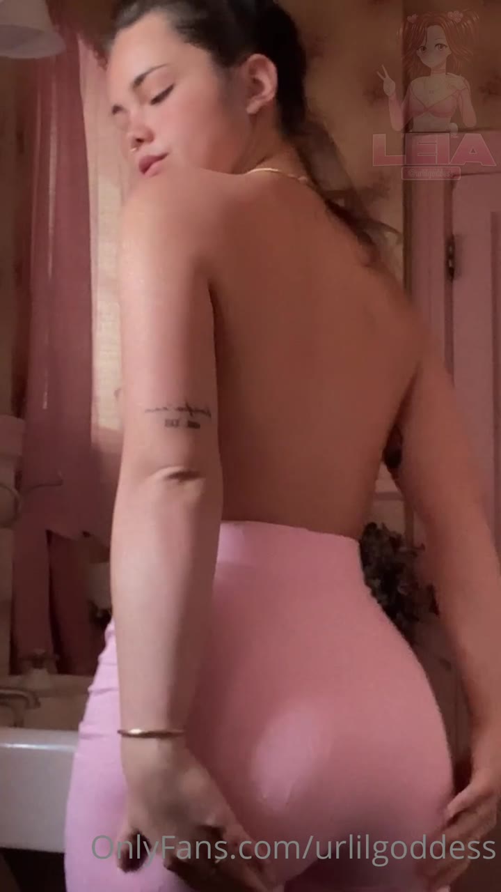 bosses viciously painting dirty-minded bit of chin with urlilgoddess sextape.