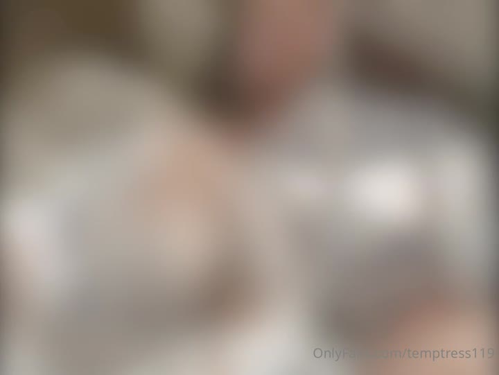 Temptress119 of Exposed