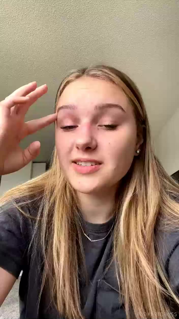 girl rosikarterkiss leaked By NudeLeaks.TV