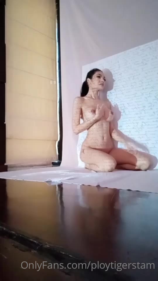 bitch cosplay ploytigerstam leaks