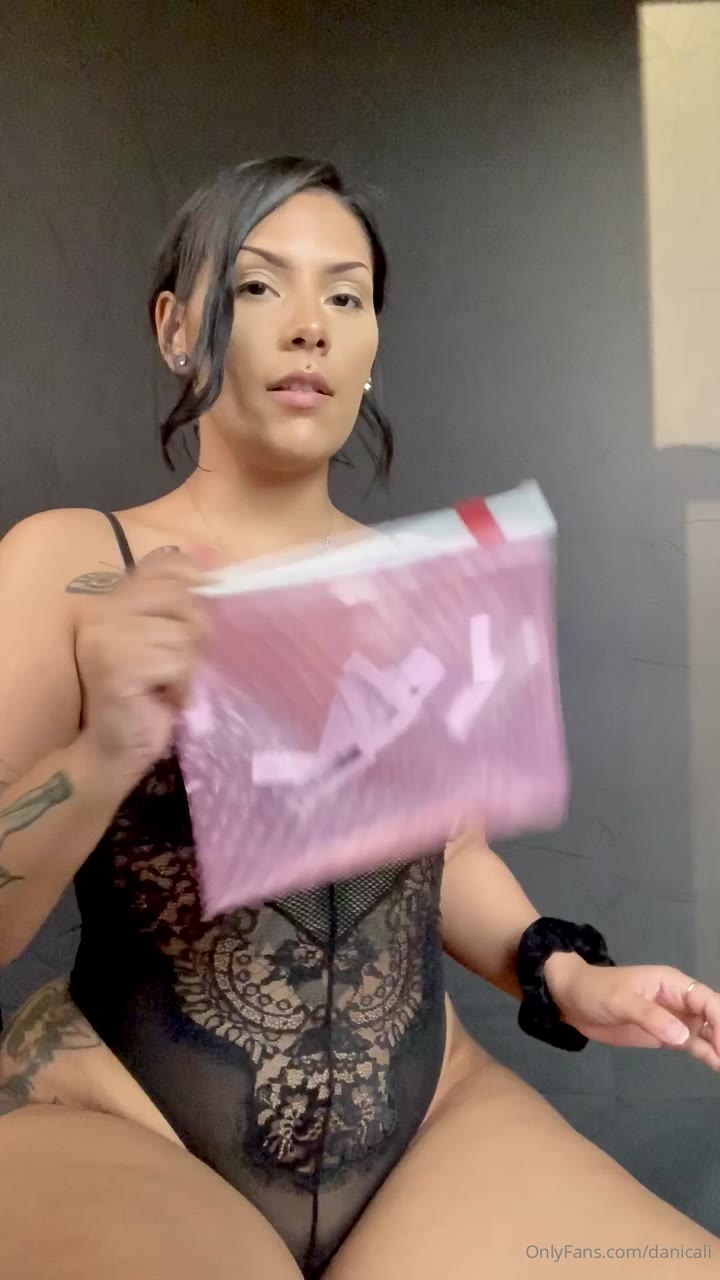 badgirldany slays with croptop