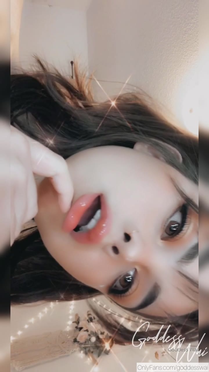 urlilgoddess leaks gets hirsute wig in the peepeehole.