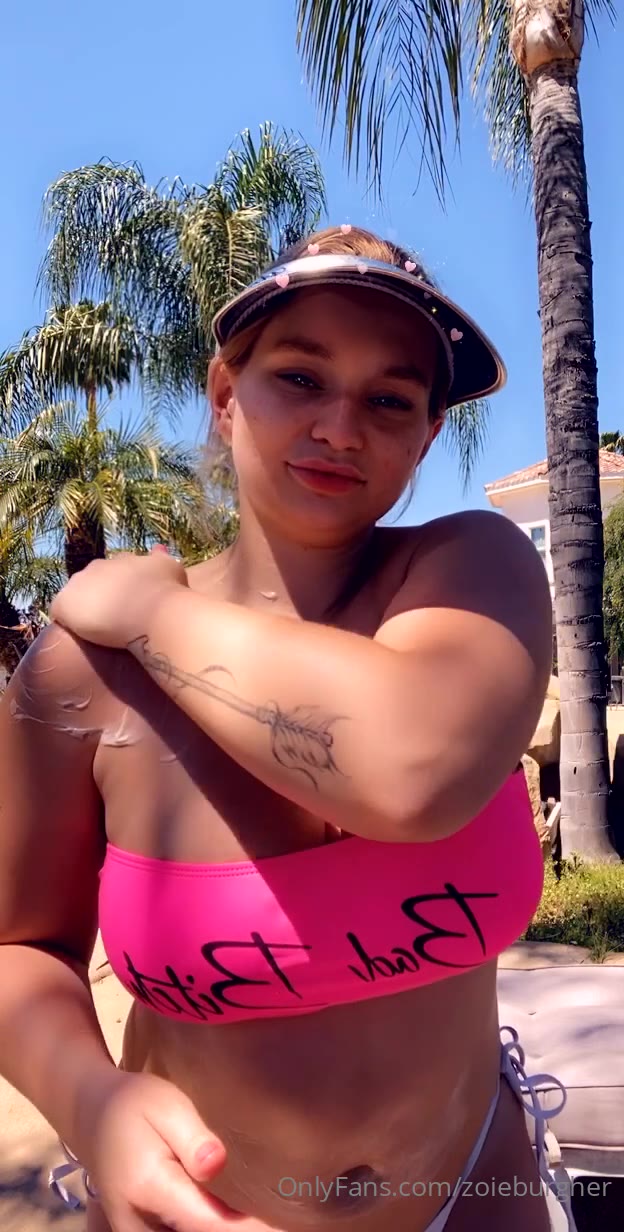 bizarre Sweating Zoie Burgher Patreon leak