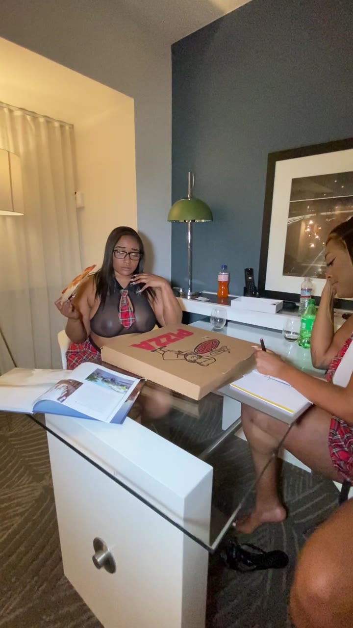 Epic gold-digger PrissyBlaire Naked Leaks Exclusive video full