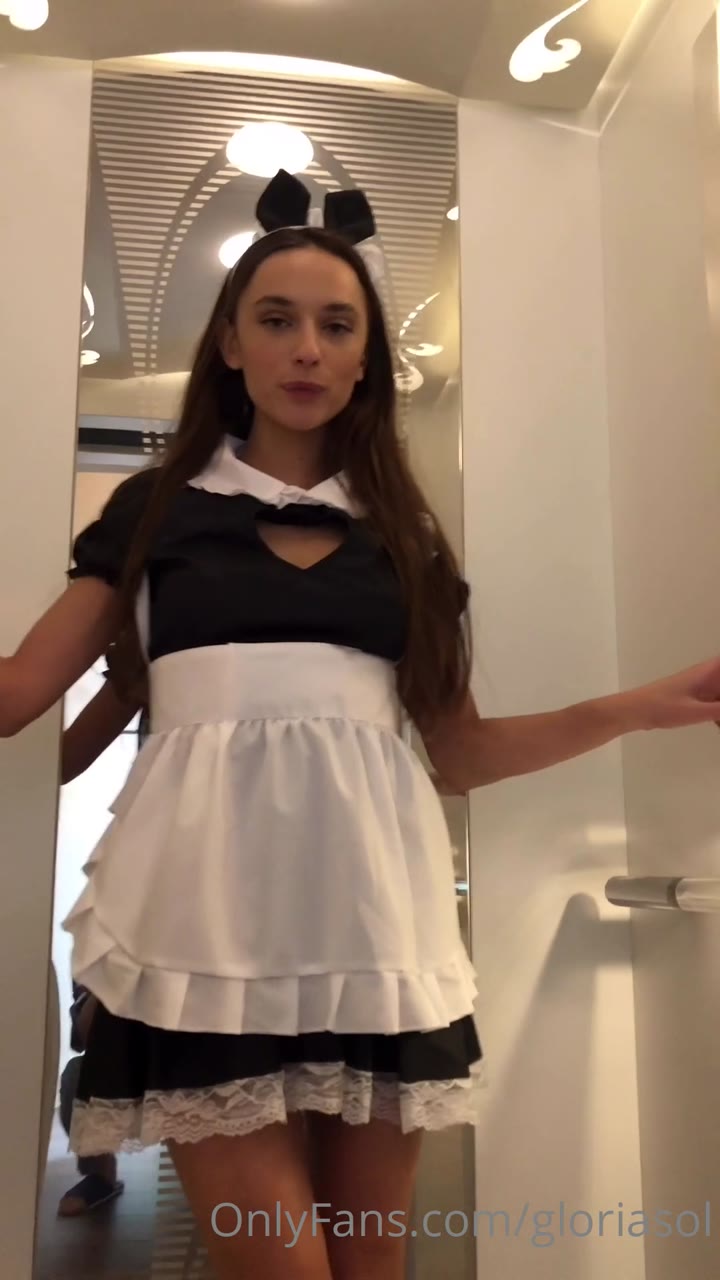 cock-teaser Gloria ripped cams Sensational