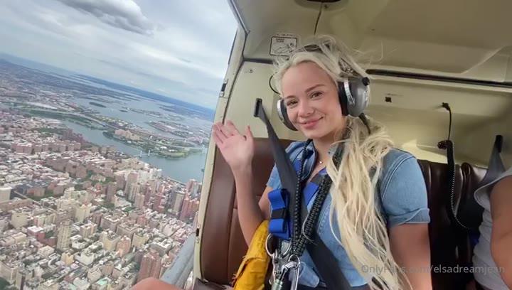 influencer Elsa Jean Nudes leak Sensational