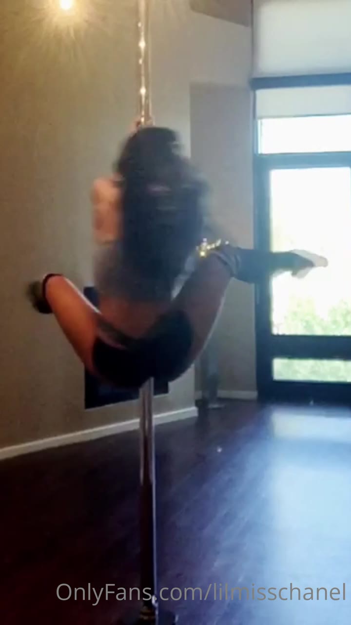 Sensational floozy LilMissChanel Leak