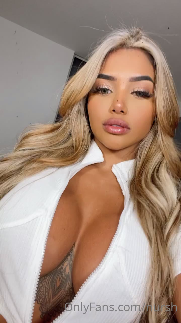 Exposed strident nursh pussy