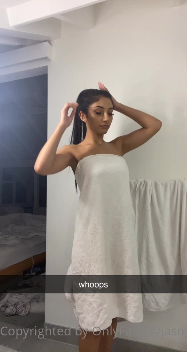 Sensational influencer Jasminx Leaked OF full vid