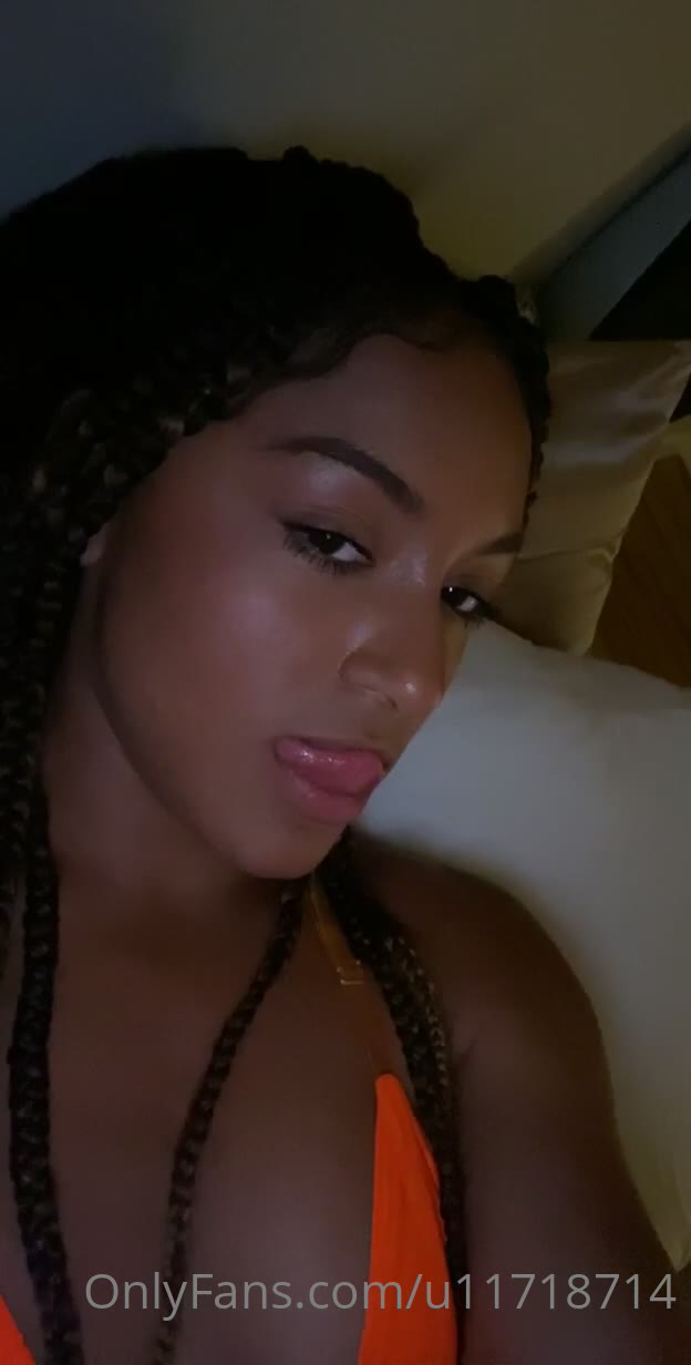 NatureBooty Naked Leaks