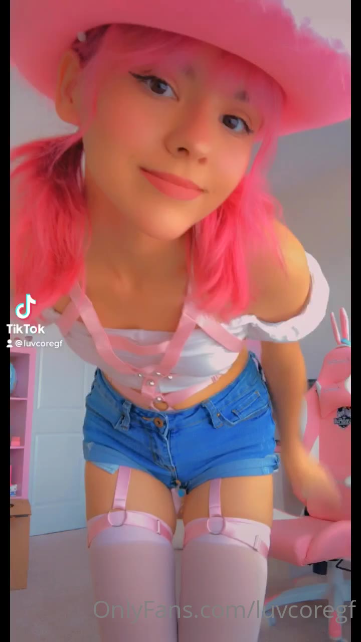 matronly sucking Luvcoregf Leak Onlyfans