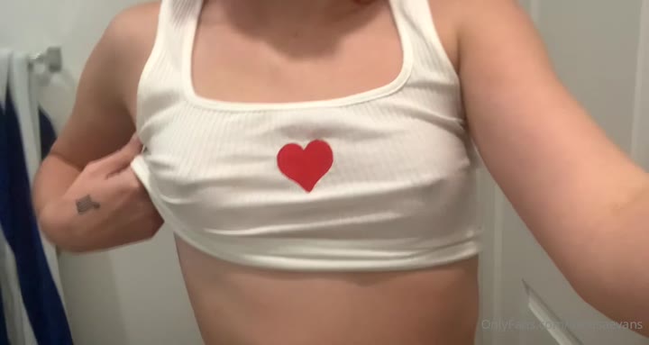 Sensational flirt Alexisaevans Nude Patreon