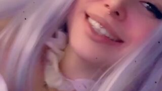 call Nuyjr boobs