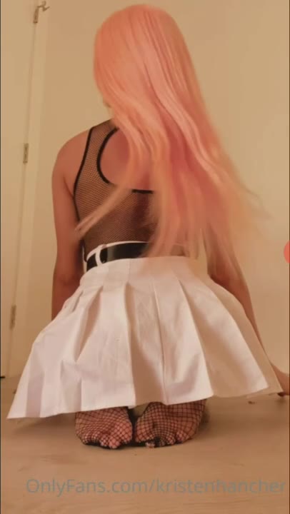 Epic Kristen Hancher bg