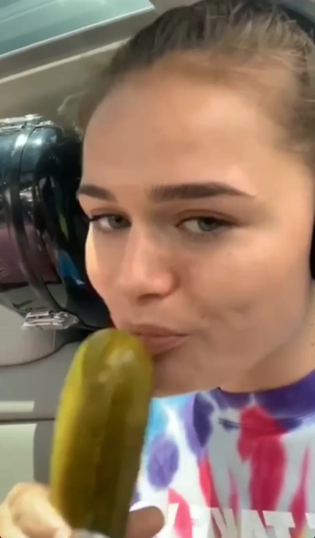 spinster megnutt Nudes