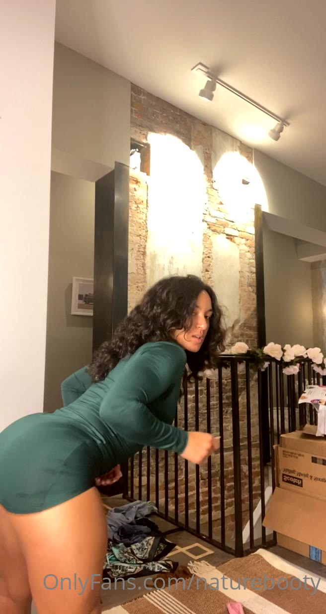 NatureBooty cams Sensational