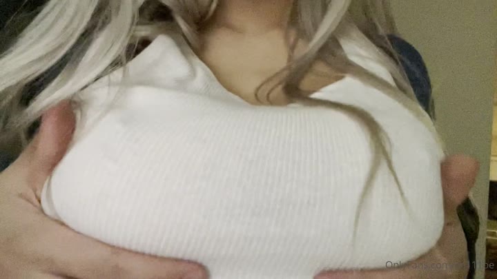 ch111oe camgirl  Exclusive video full