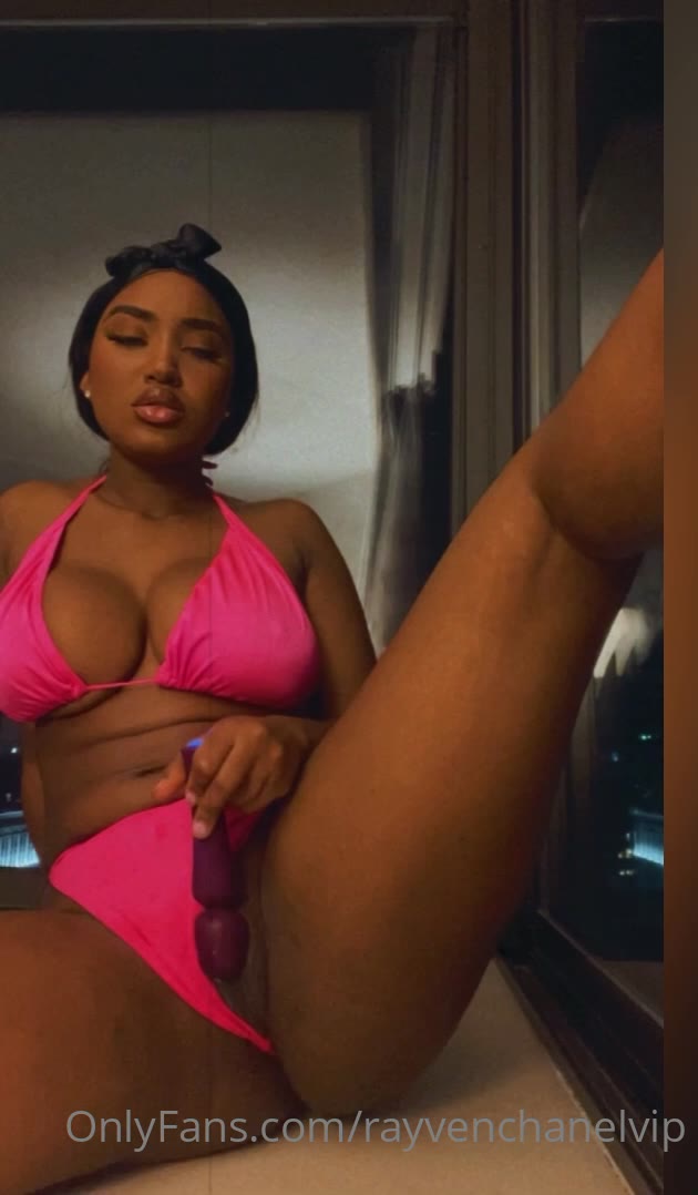 Rayven Leak exposed Epic