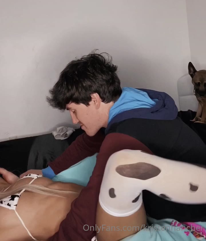 Kristen Hancher Porn  Vid