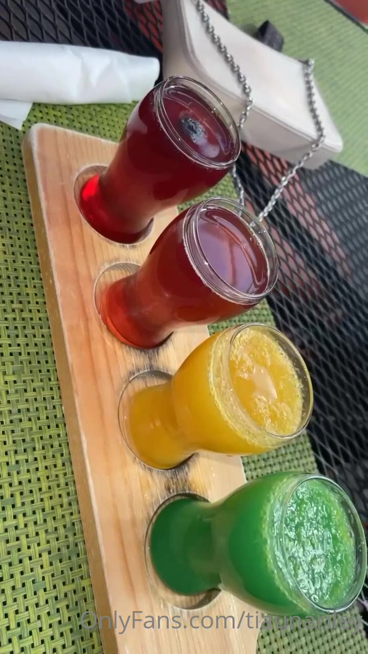 hussy sucking tiaunariley Leaked OF