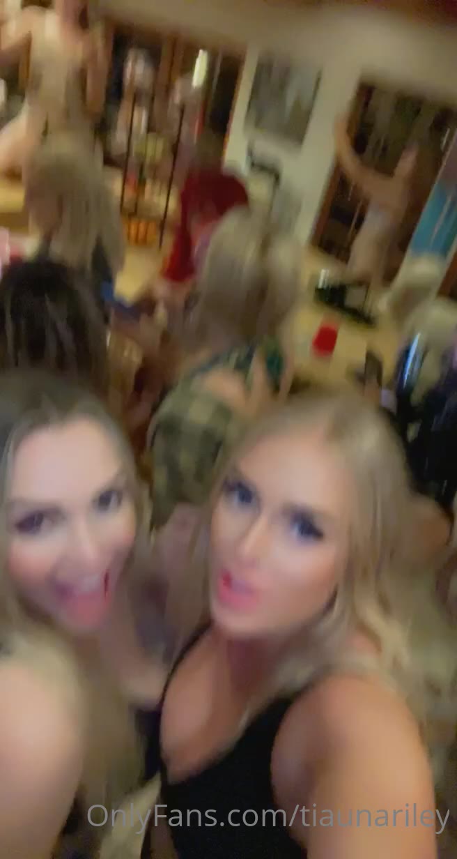 female tiaunariley Onlyfans Leaks