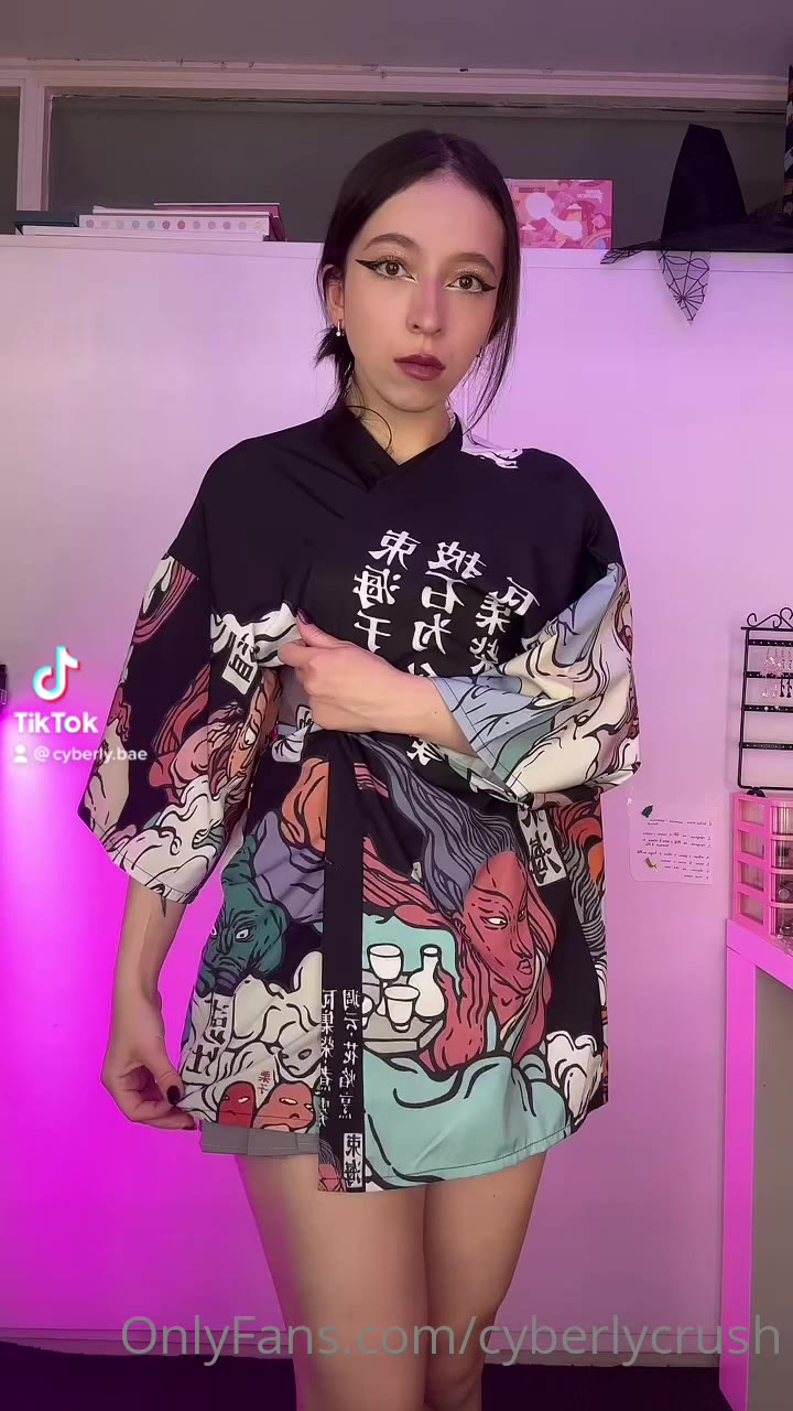 CyberlyCrush o n l y f a n s Sensational