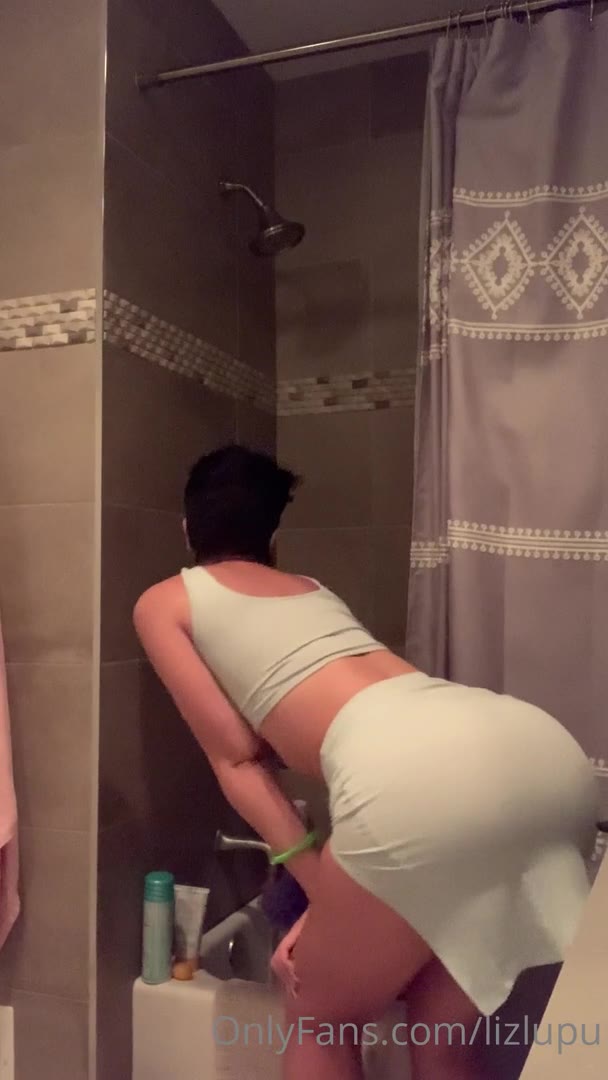 sensual Dripping LupuWellness Nude exposed