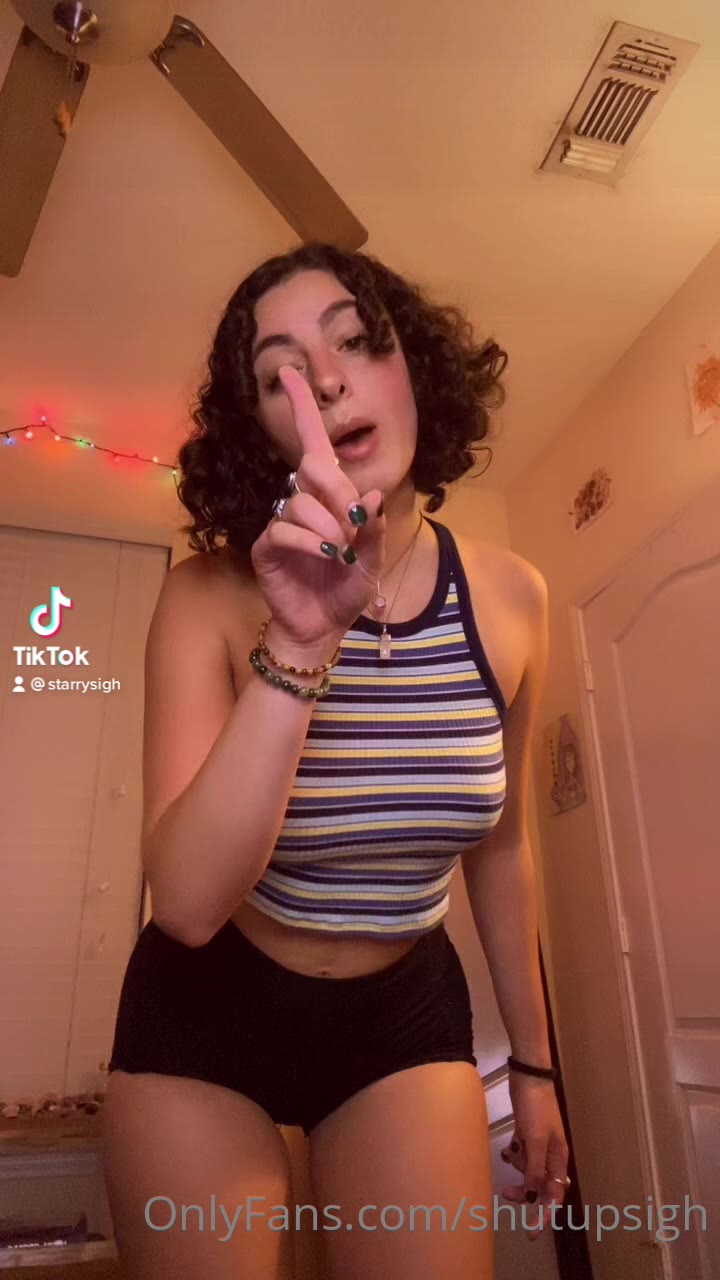 thoughtful sucking starrysighh Onlyfans nude