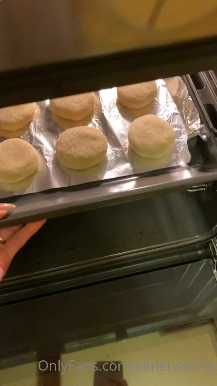 Exposed coarse Simessofia twitter