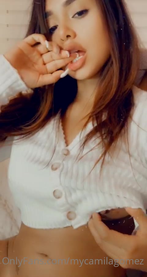 Sensational Camila Gomez blowjob