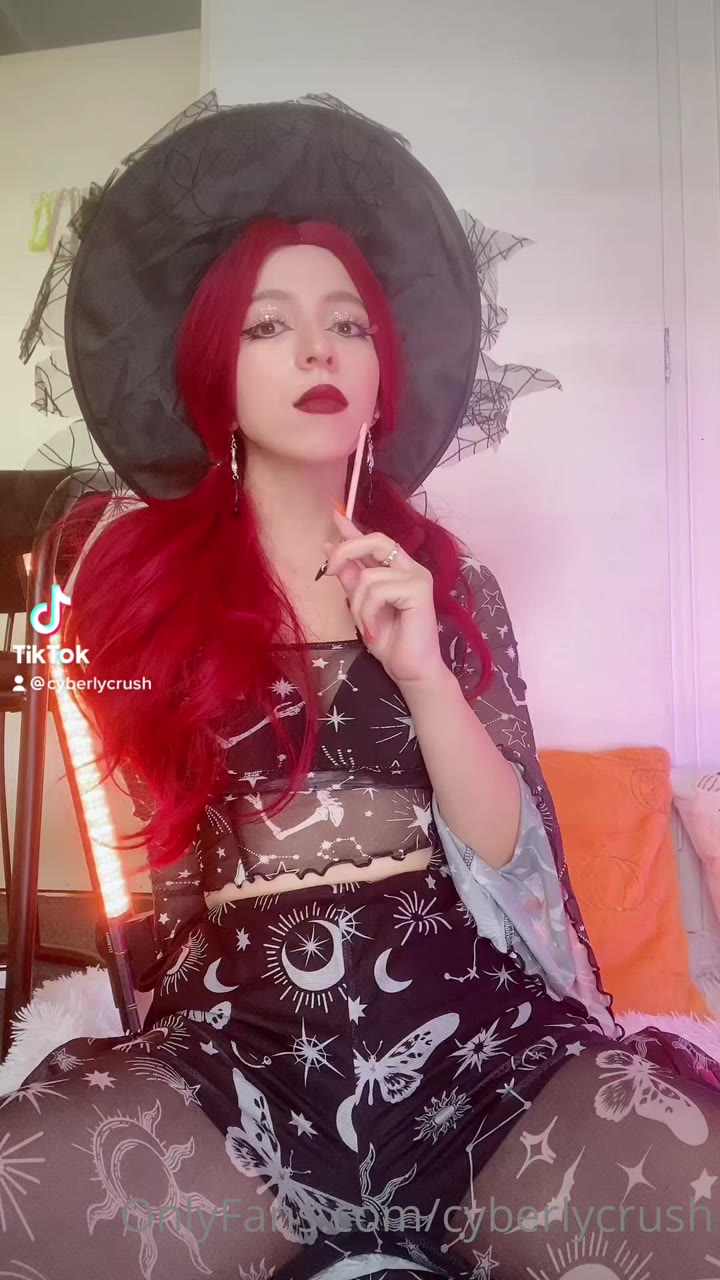 Exposed vulgar CyberlyCrush camgirl