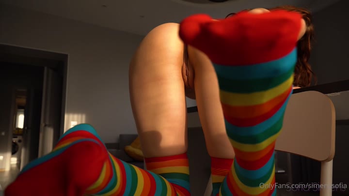 Exposed wallflower Simessofia leak xxx Clip