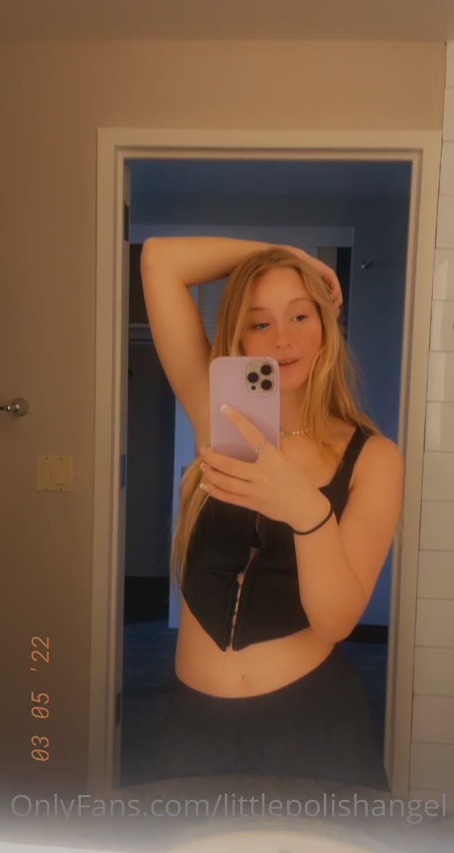 waitress Lena Polanski Fansly leak Epic