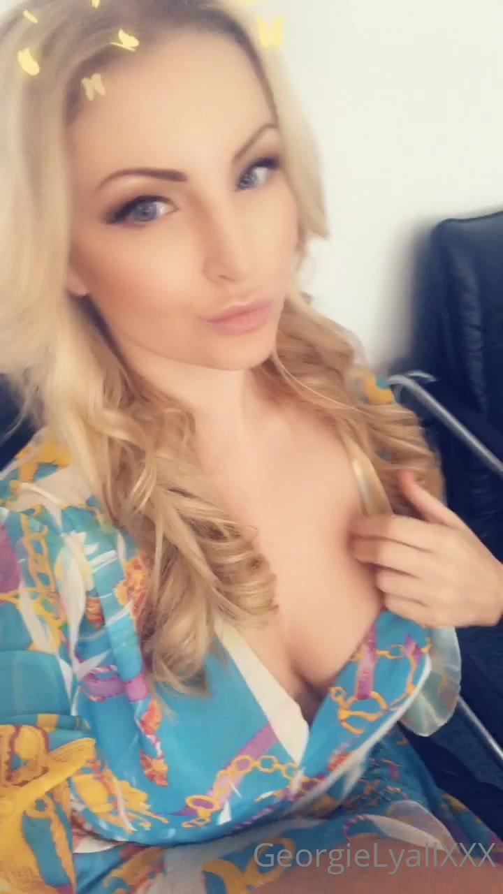 cumsoaked Georgia Lyall of Epic