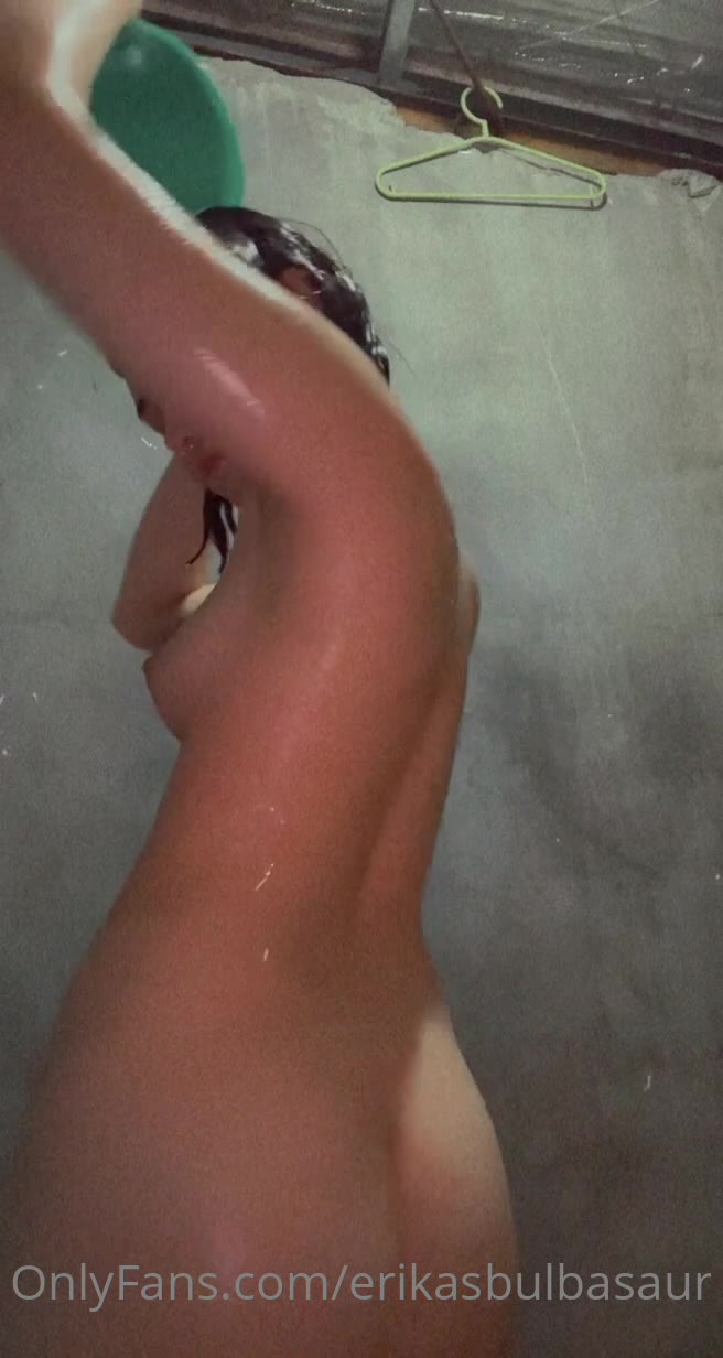 fleshy ErikasBulbasaur of Exposed