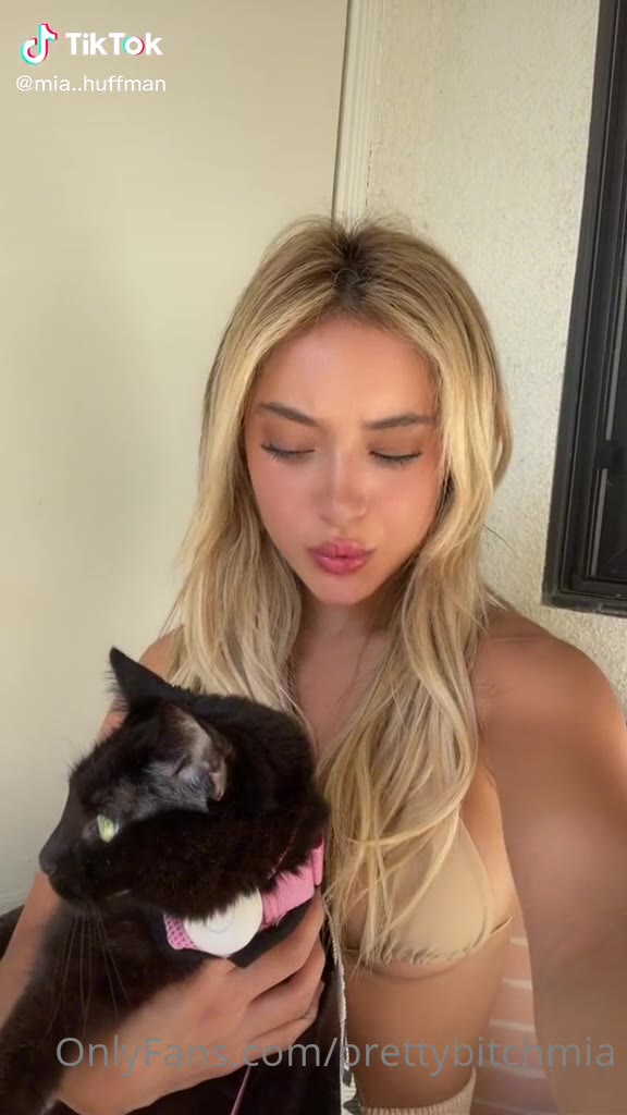 nag Pretty bit Mia Naked Leaks Epic