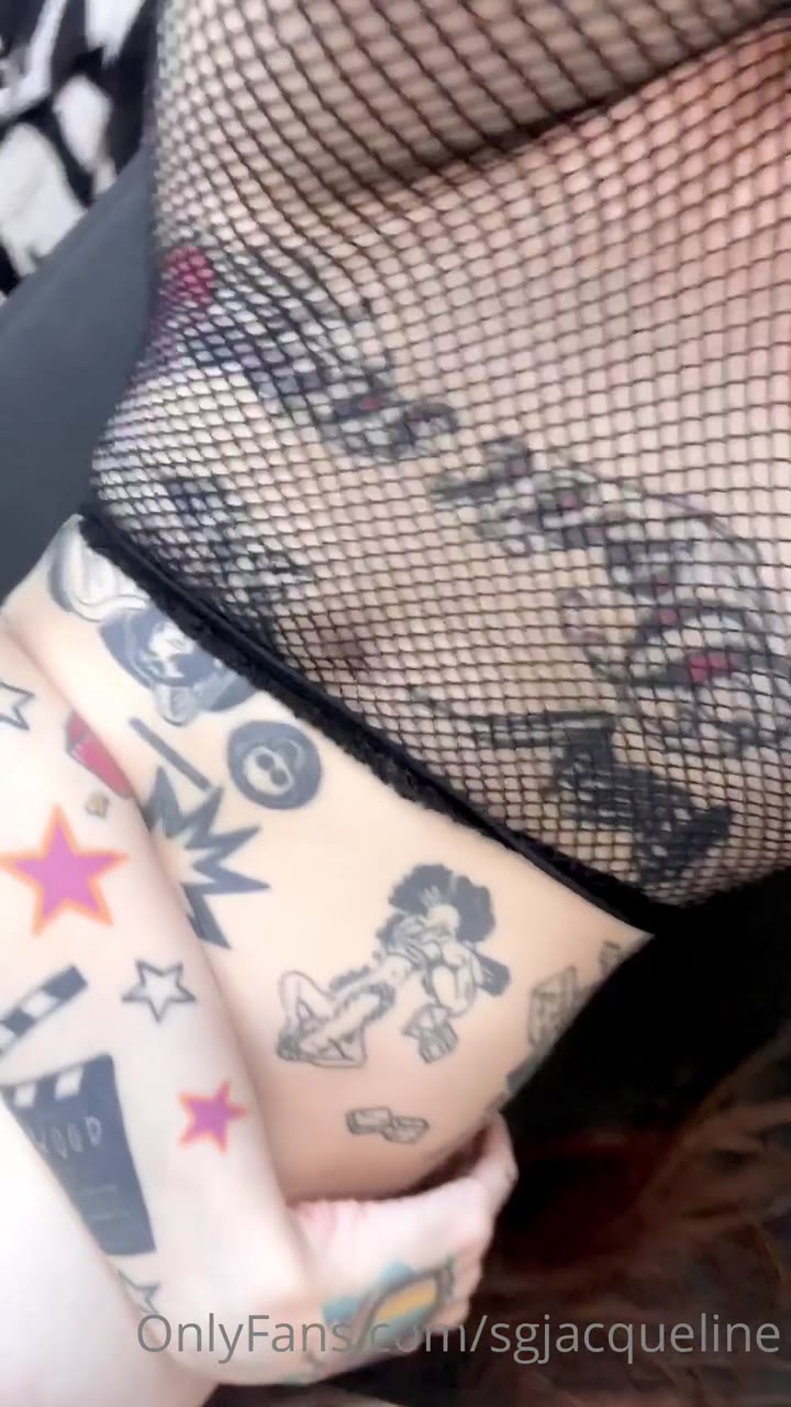 epicslut Dripping Alaska instagram