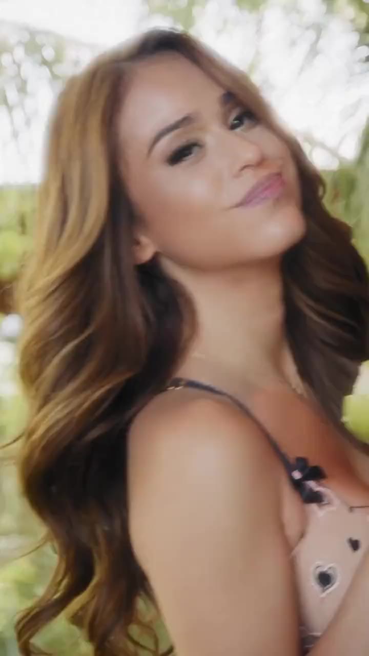 minx sucking Yanet Garcia porn xxx