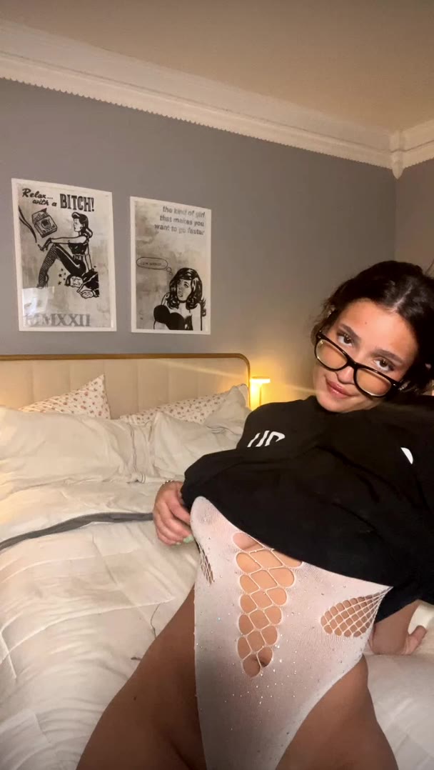 crone Livyalex thothub