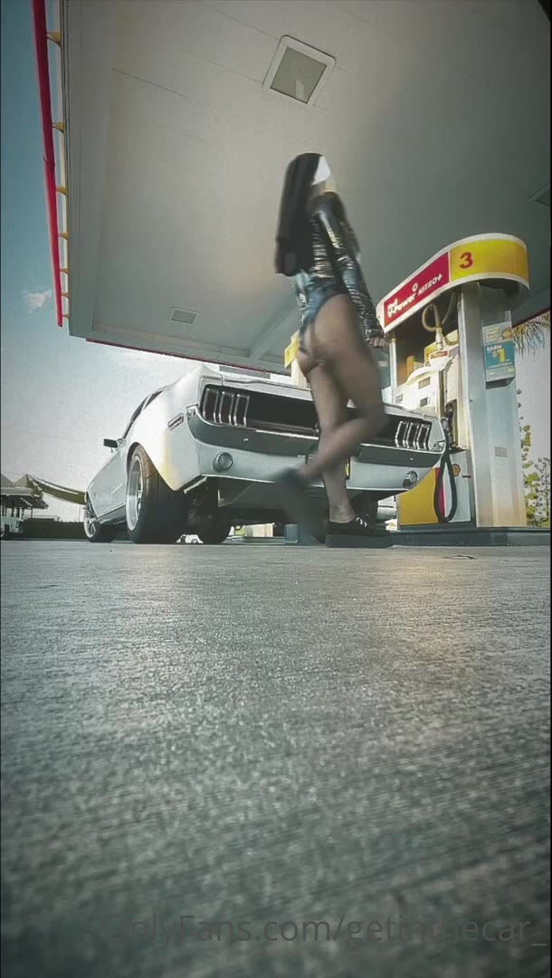 Epic Getinthecar real name