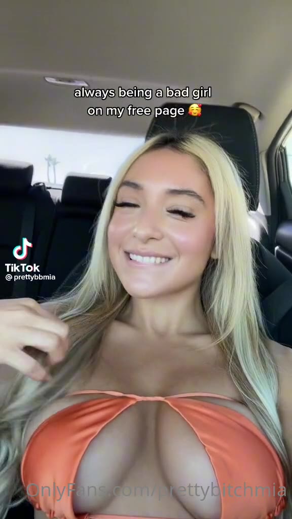 Sensational Pretty bit Mia sextape