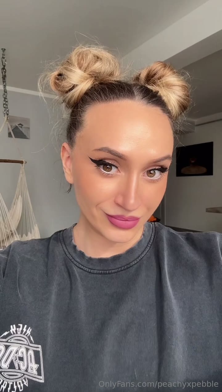 slattern PeachyX Nude OF