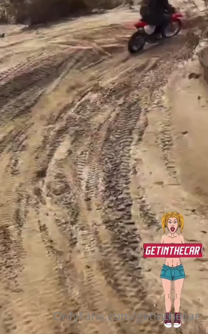 Getinthecar bg  Leaked full video