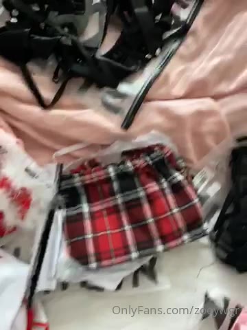 female Sweating Zoey nude leaks onlyfans