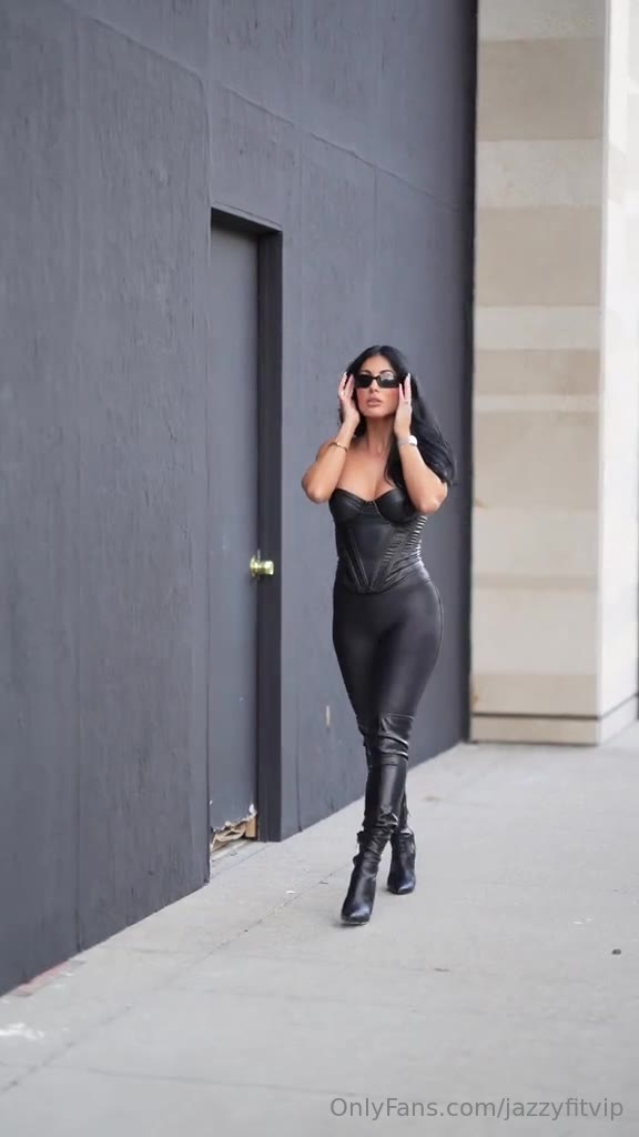 sweetie Dripping Jazzyfit sex