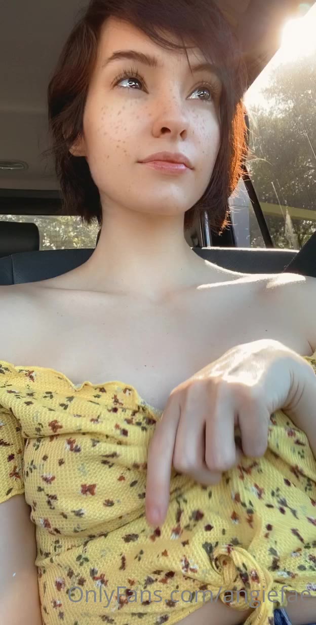 Sensational Angiefae tits